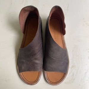 Free People Mont Blanc Distressed Sandal Size 7